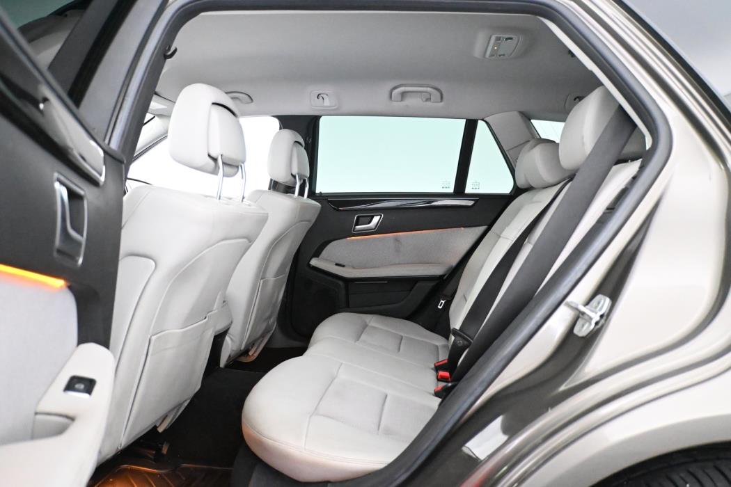 MERCEDES-BENZ E 2013