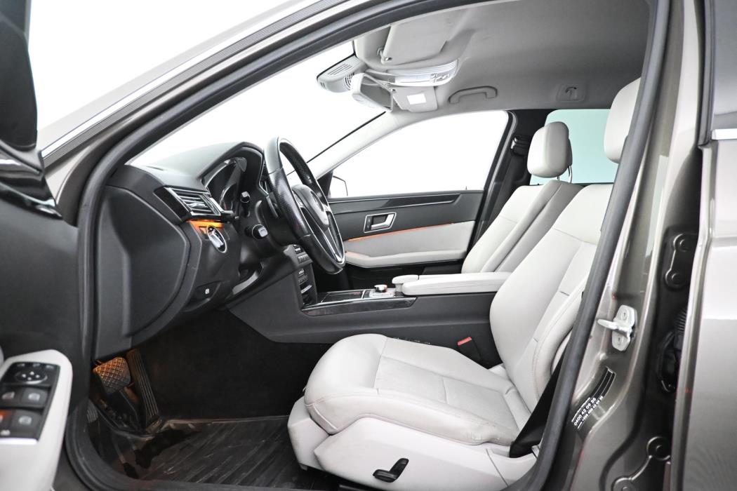 MERCEDES-BENZ E 2013