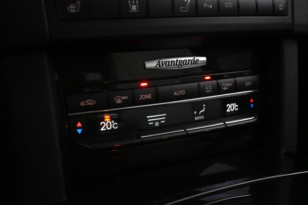 MERCEDES-BENZ E 2013