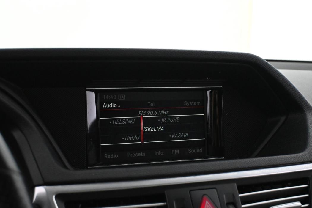 MERCEDES-BENZ E 2013