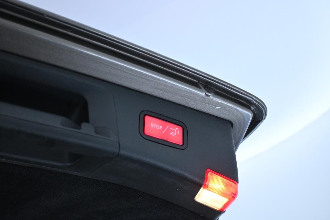 MERCEDES-BENZ E 2013