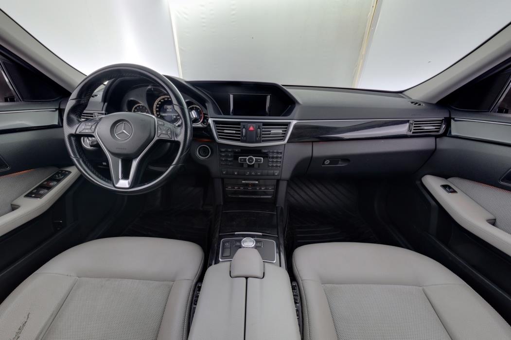 MERCEDES-BENZ E 2013