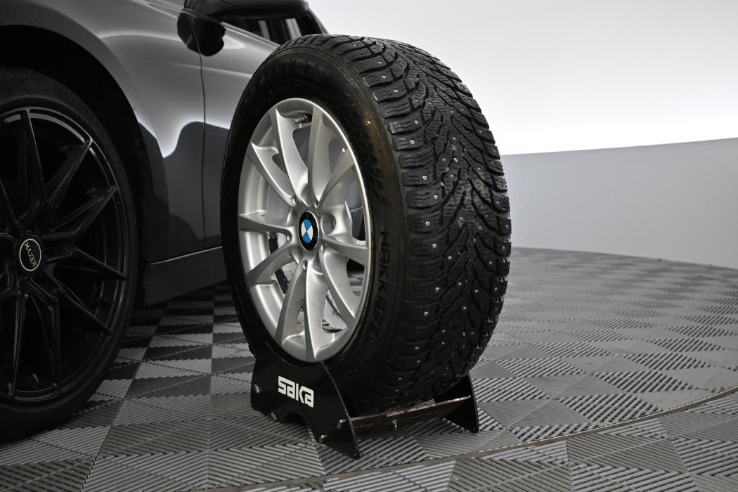BMW 320 2016