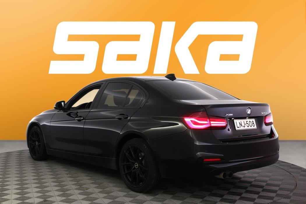 BMW 320 2016