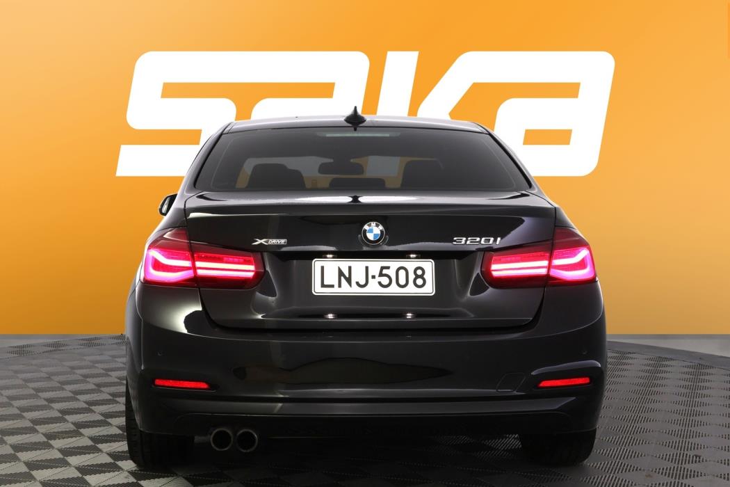 BMW 320 2016