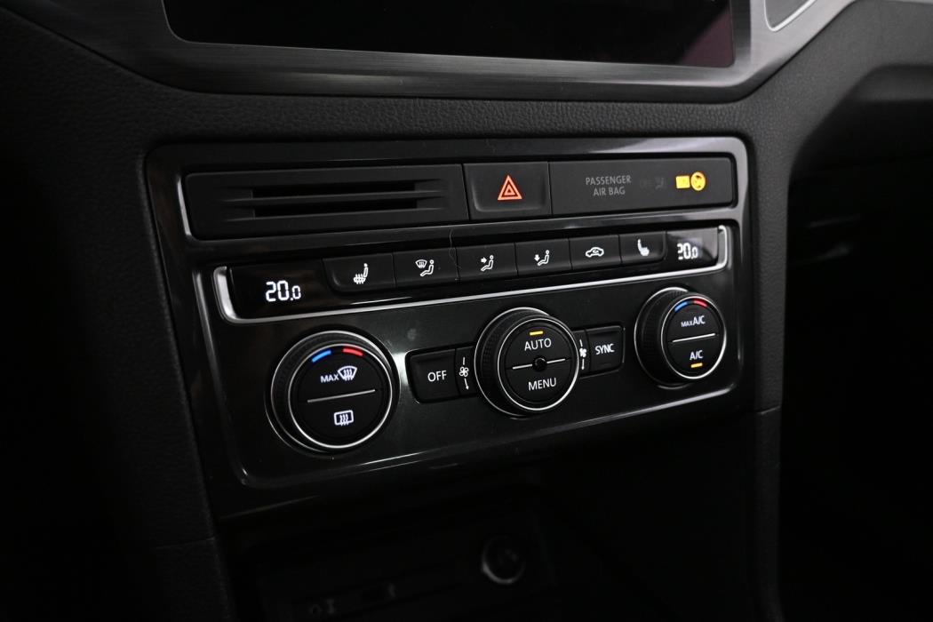 VOLKSWAGEN Golf Sportsvan 2018