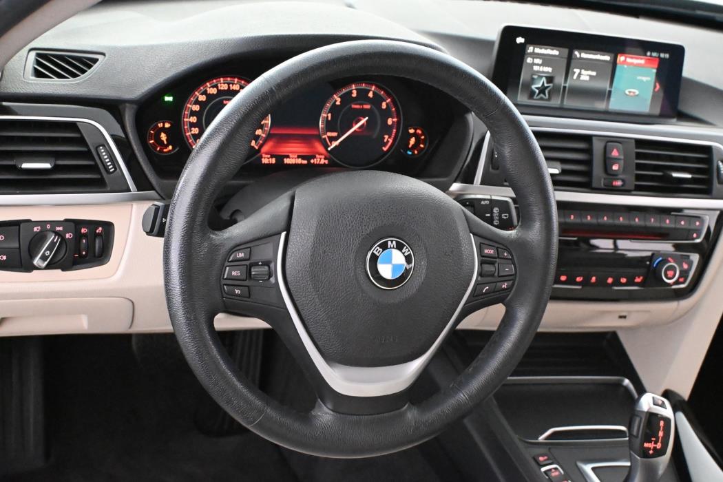 BMW 320 2019