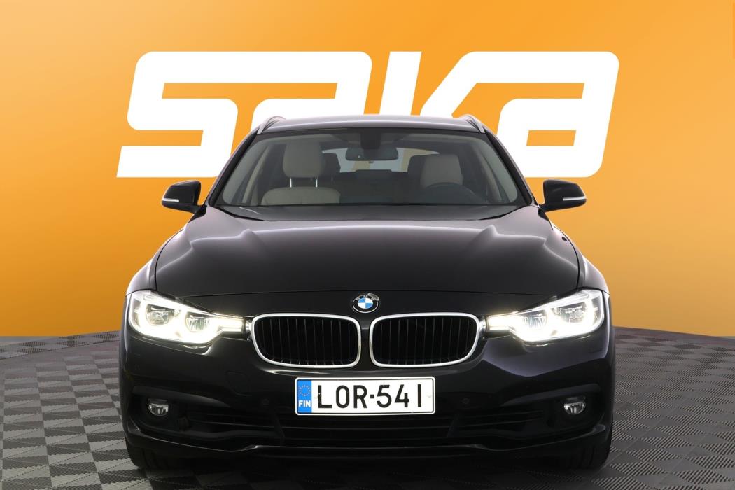 BMW 320 2019