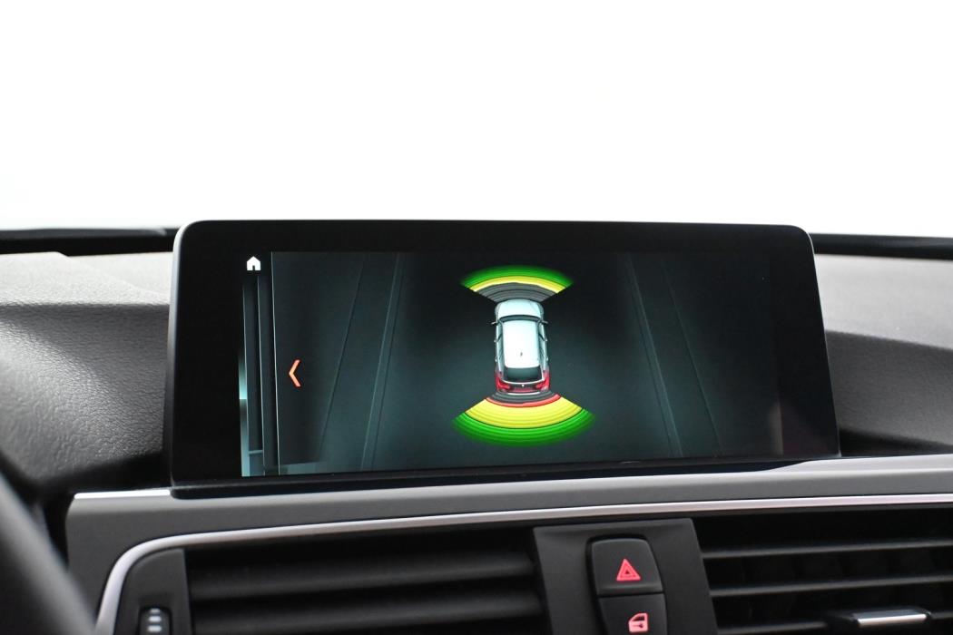 BMW 320 2019