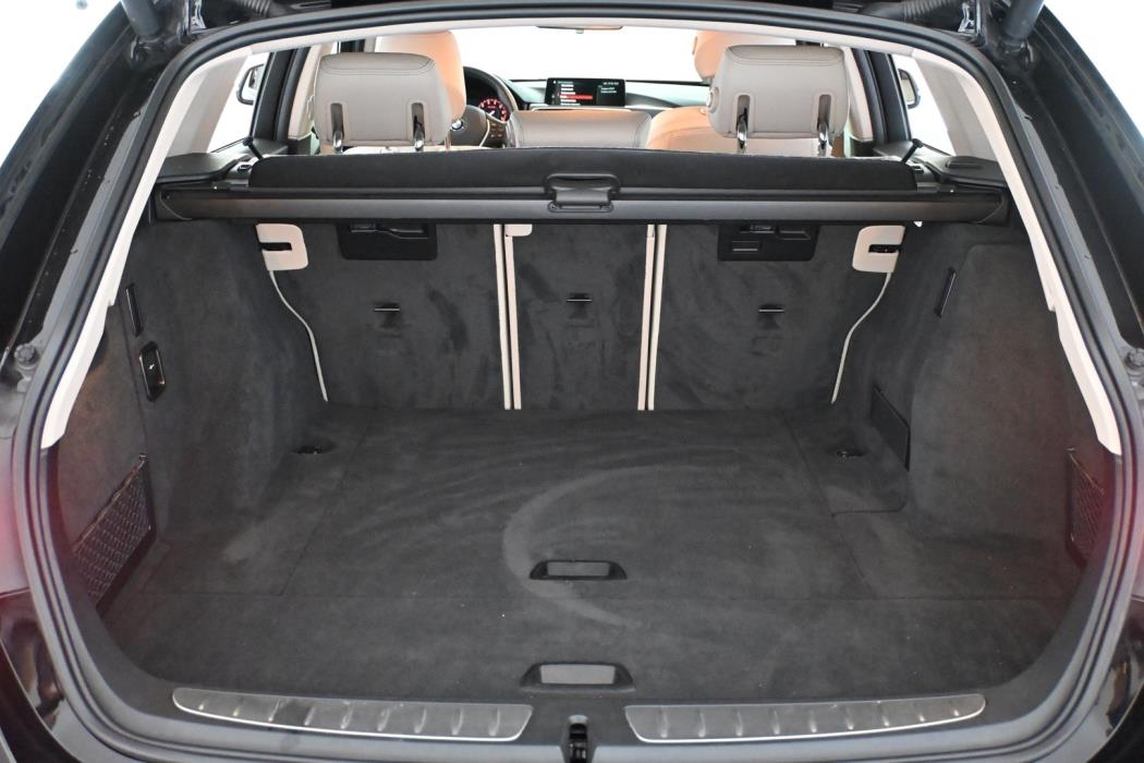 BMW 320 2019