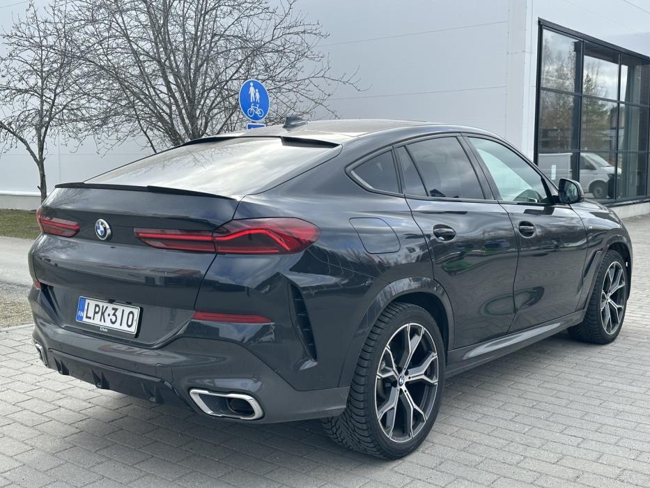 BMW X6 2021