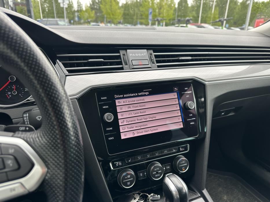 VOLKSWAGEN Passat 2020