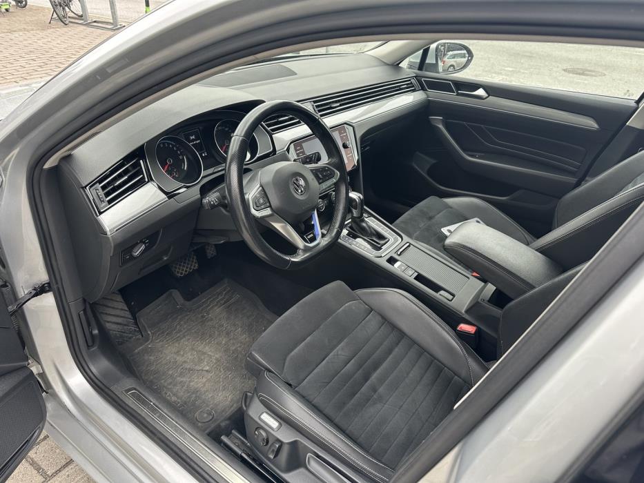 VOLKSWAGEN Passat 2020