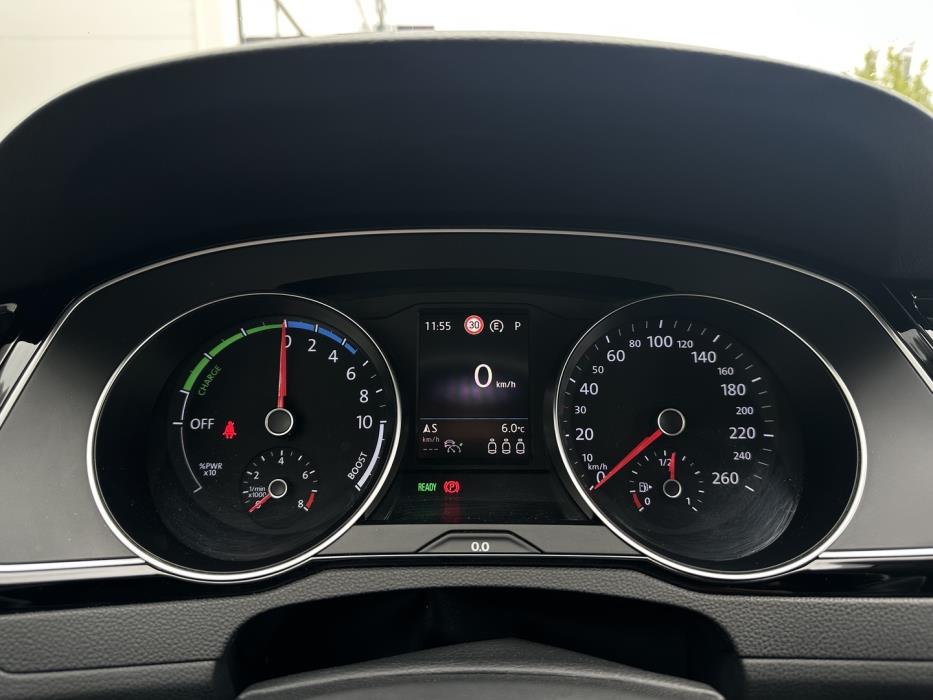 VOLKSWAGEN Passat 2020