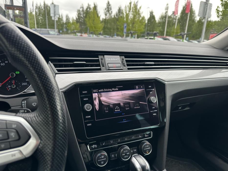 VOLKSWAGEN Passat 2020