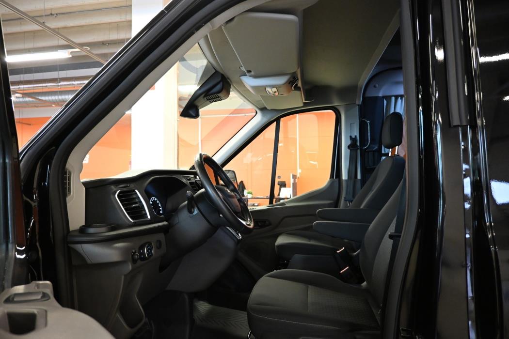 FORD Transit 2024