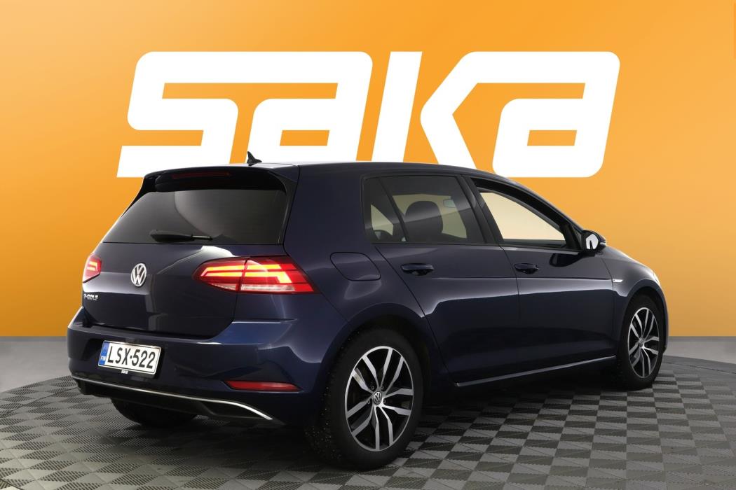 VOLKSWAGEN Golf 2019