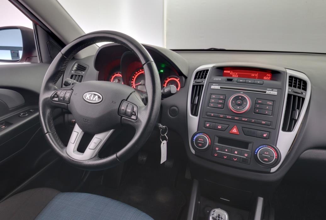 KIA cee'd 2012
