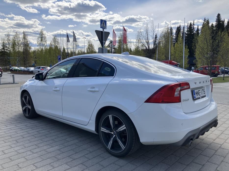 VOLVO S60 2018
