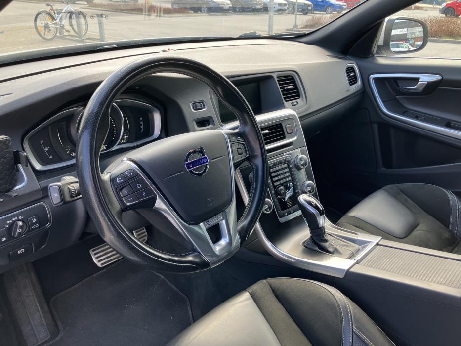 VOLVO S60 2018