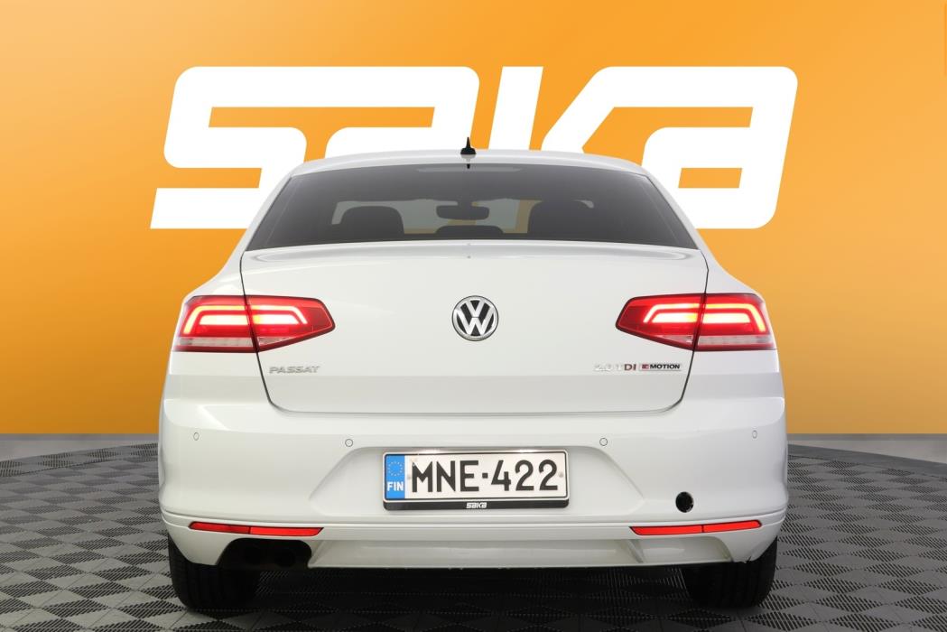 VOLKSWAGEN Passat 2018