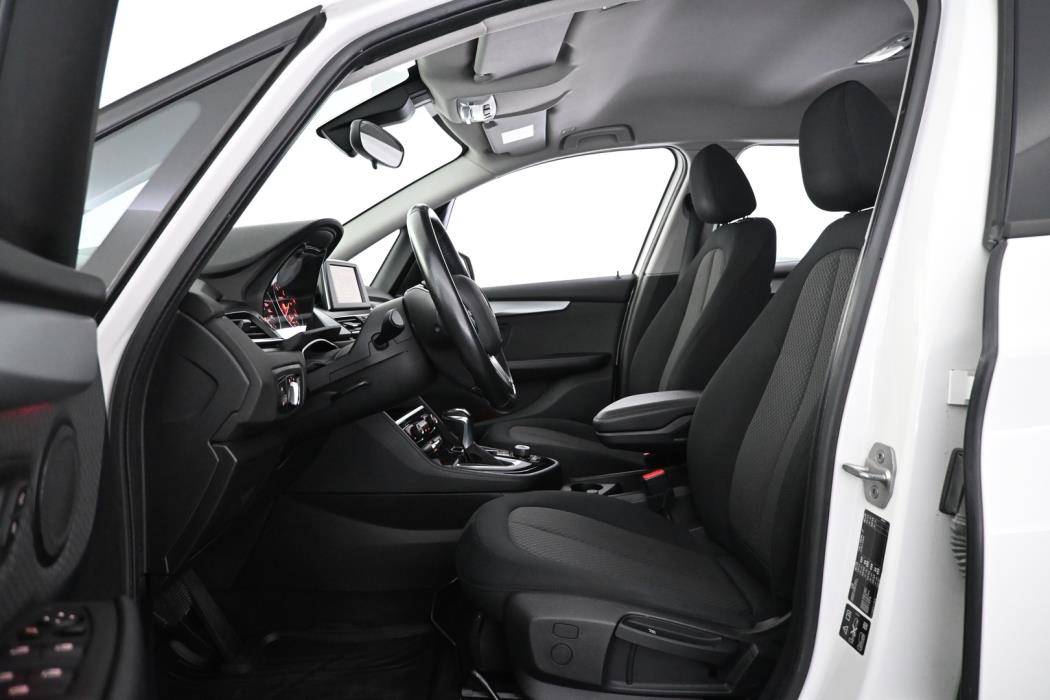 BMW 218 2016