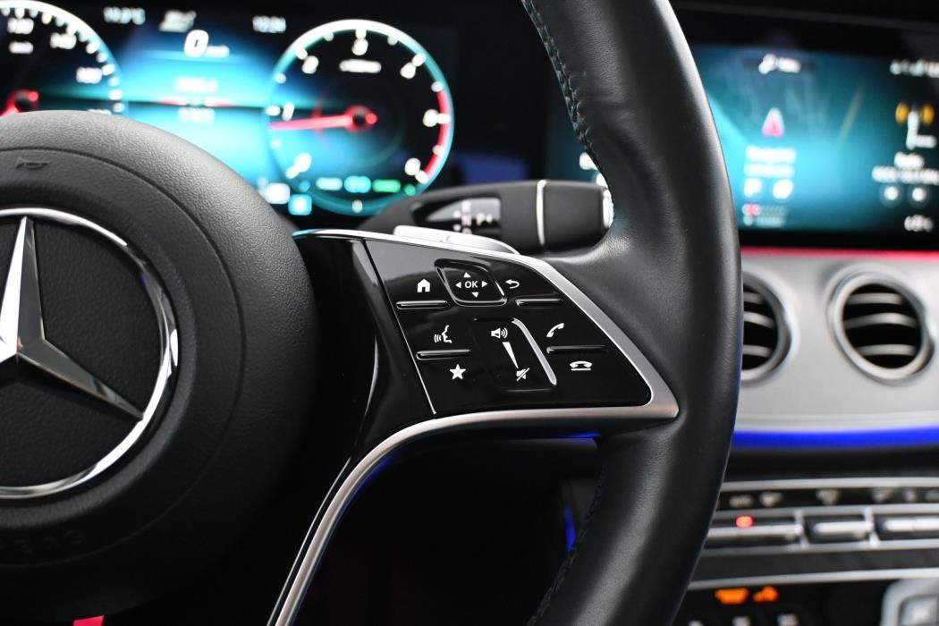 MERCEDES-BENZ E 2023