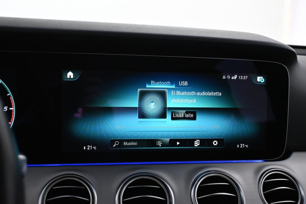 MERCEDES-BENZ E 2023