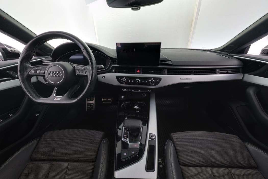 AUDI A5 2021