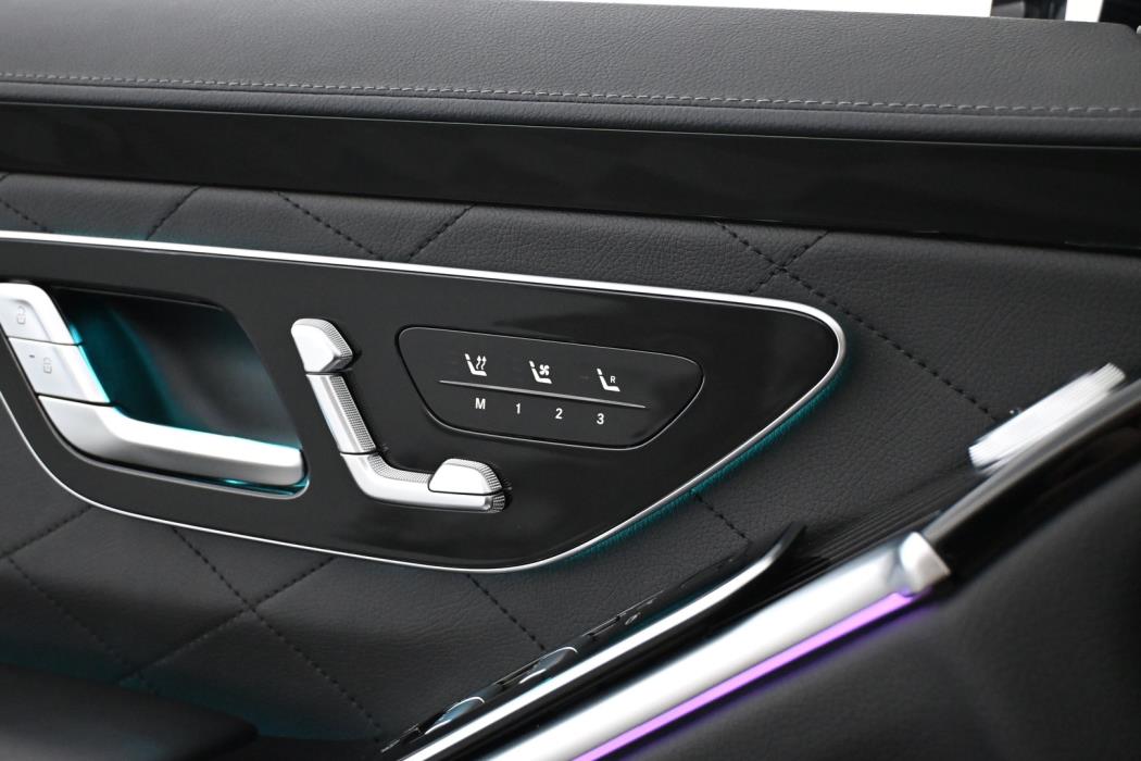 MERCEDES-BENZ S 2022