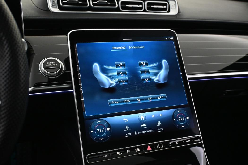 MERCEDES-BENZ S 2022
