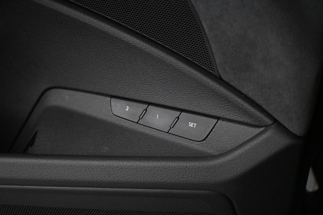 AUDI e-tron 2022