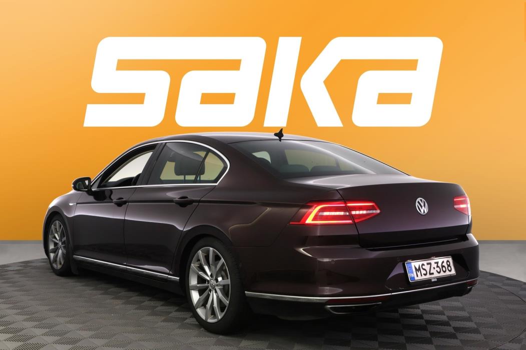 VOLKSWAGEN Passat 2016