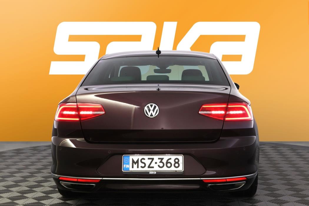 VOLKSWAGEN Passat 2016