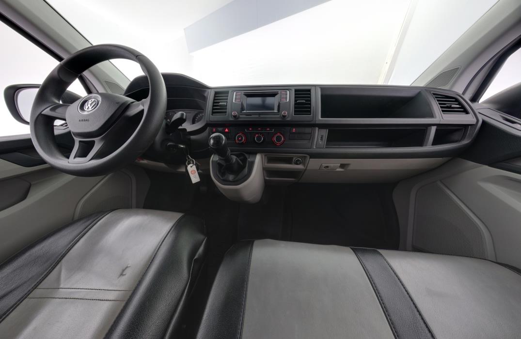 VOLKSWAGEN Transporter 2020