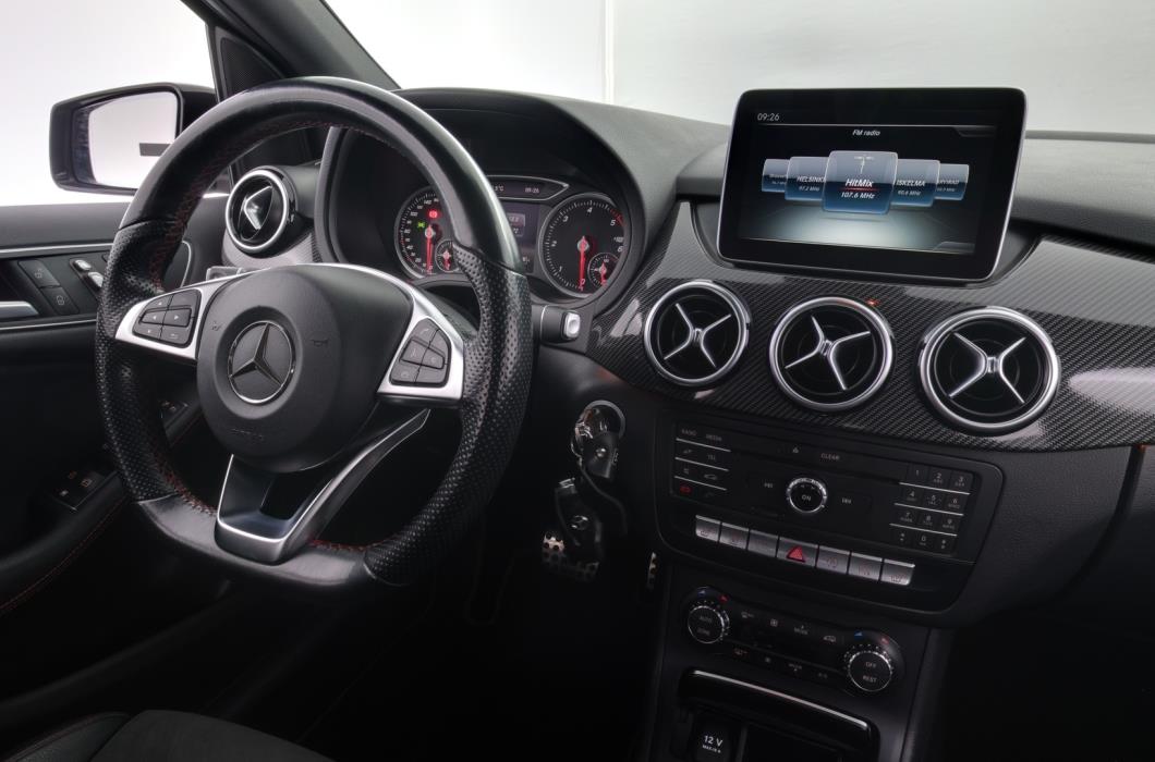 MERCEDES-BENZ B 2016
