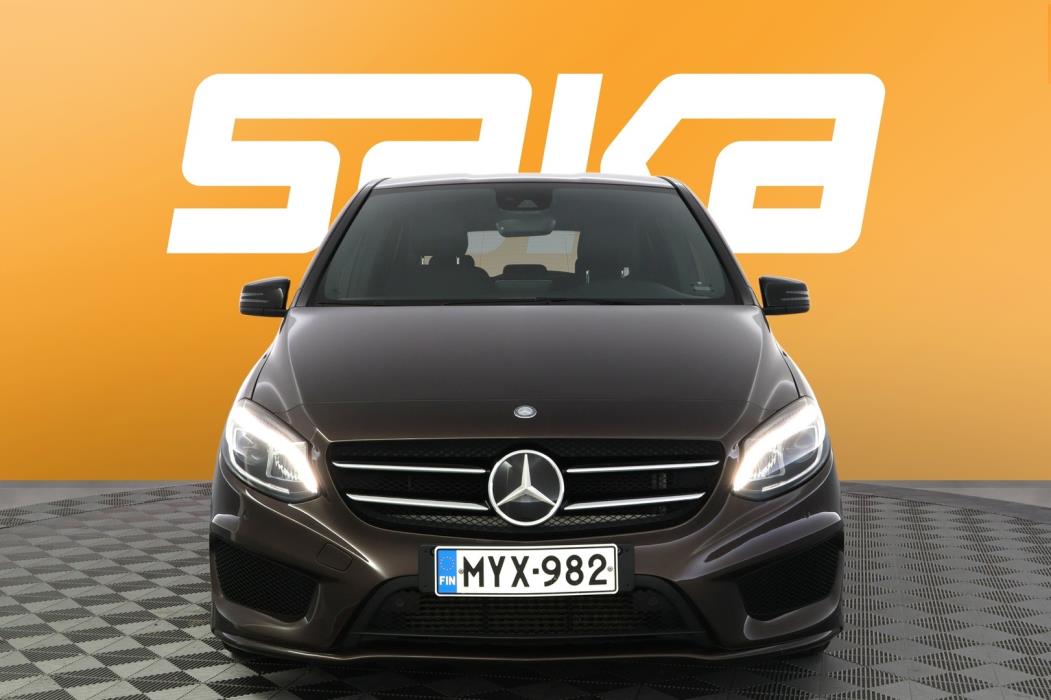 MERCEDES-BENZ B 2016
