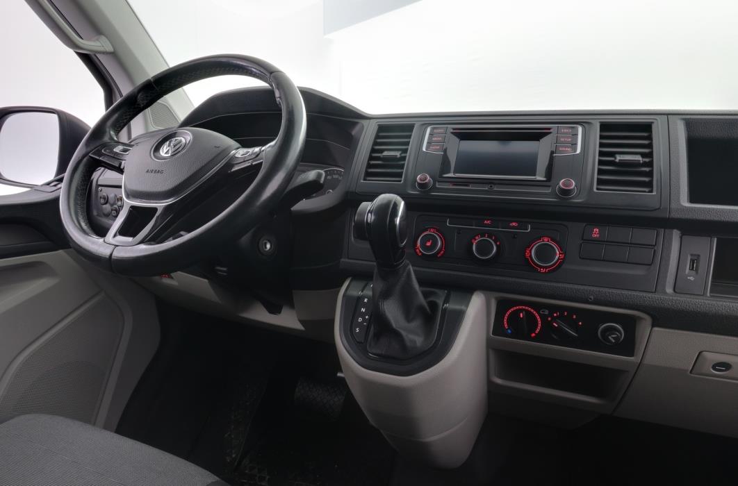 VOLKSWAGEN Transporter 2017
