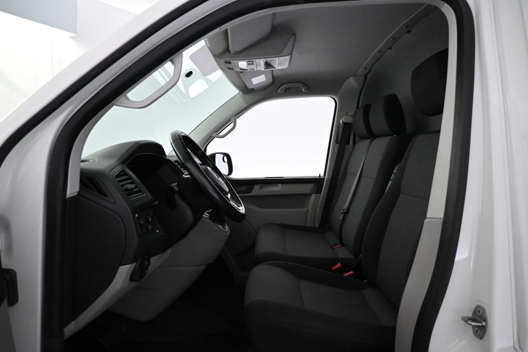 VOLKSWAGEN Transporter 2017