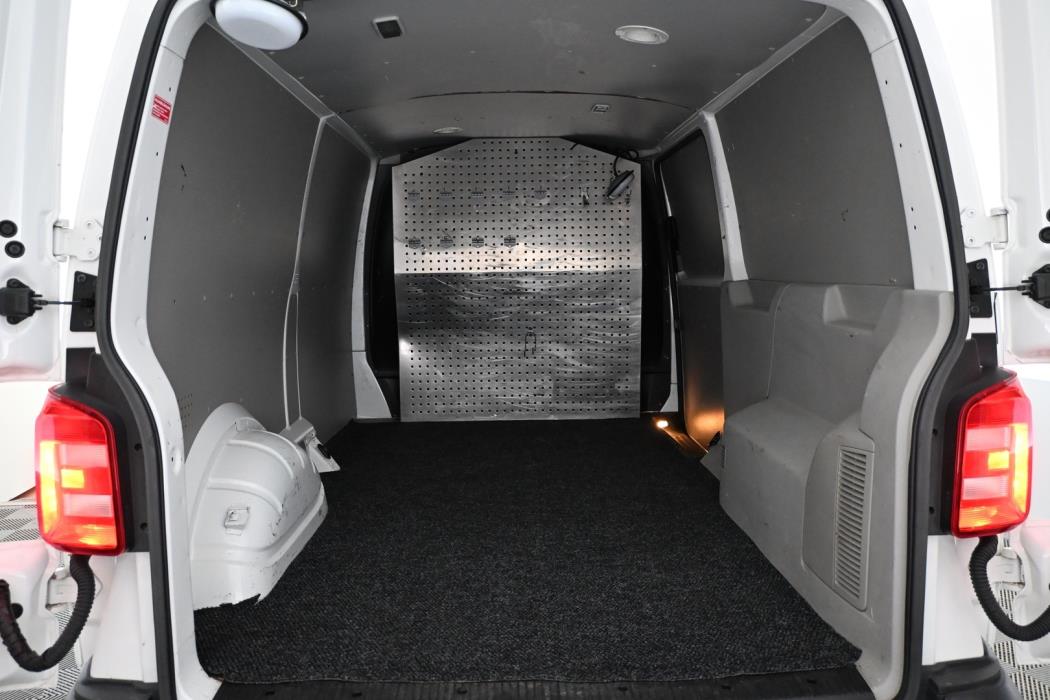 VOLKSWAGEN Transporter 2017