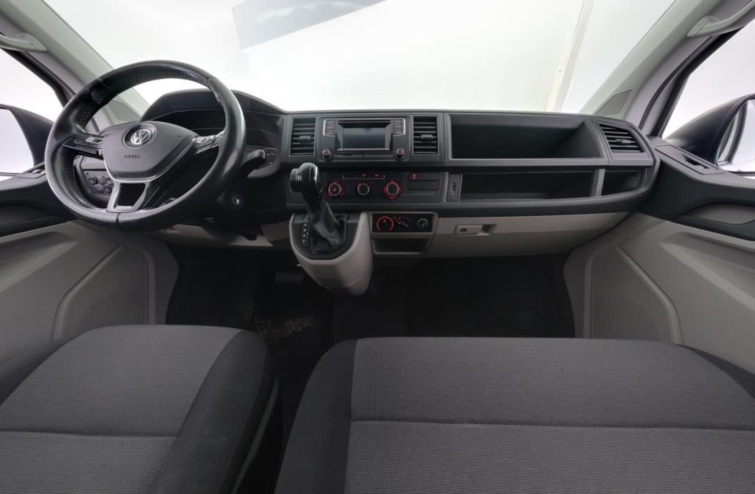VOLKSWAGEN Transporter 2017