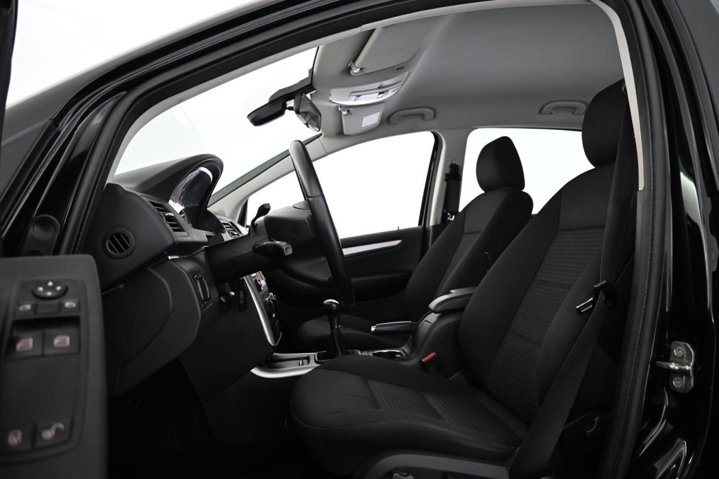 MERCEDES-BENZ B 2011