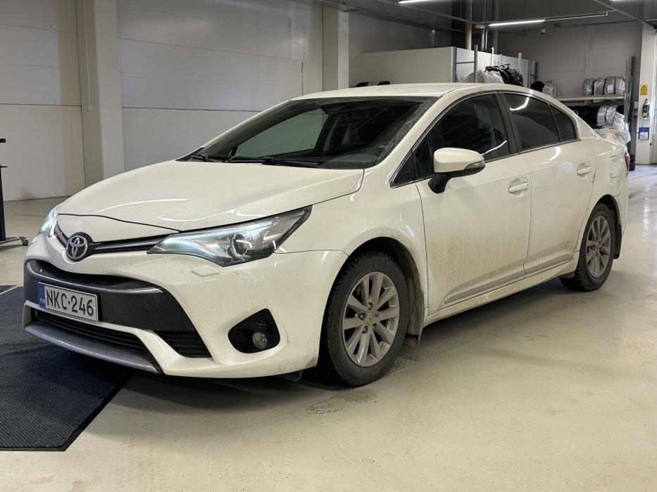 TOYOTA Avensis 2016
