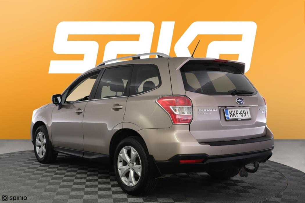 SUBARU Forester 2015