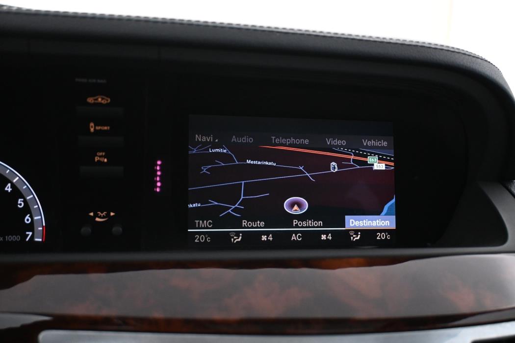 MERCEDES-BENZ S 2009