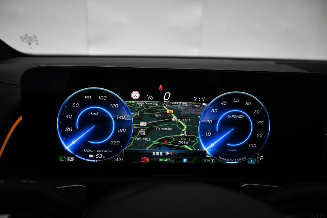 MERCEDES-BENZ EQB 2025