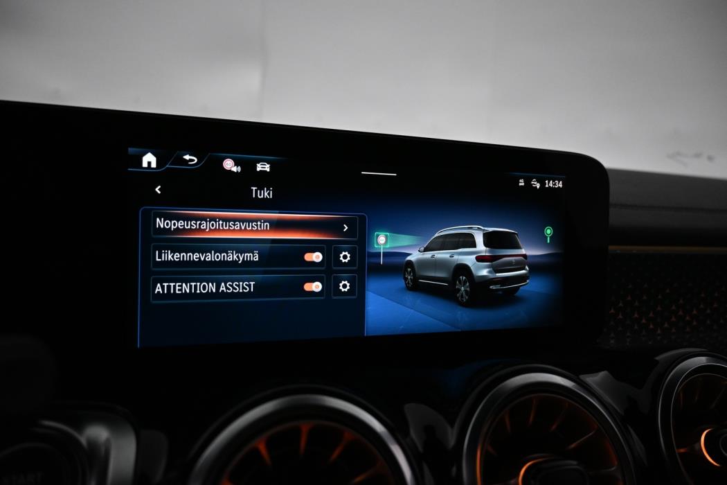 MERCEDES-BENZ EQB 2025
