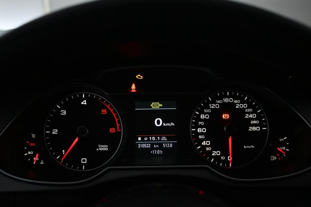 AUDI A4 2013