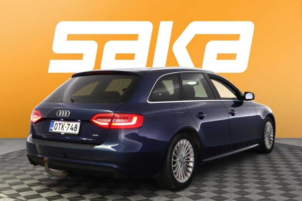 AUDI A4 2013