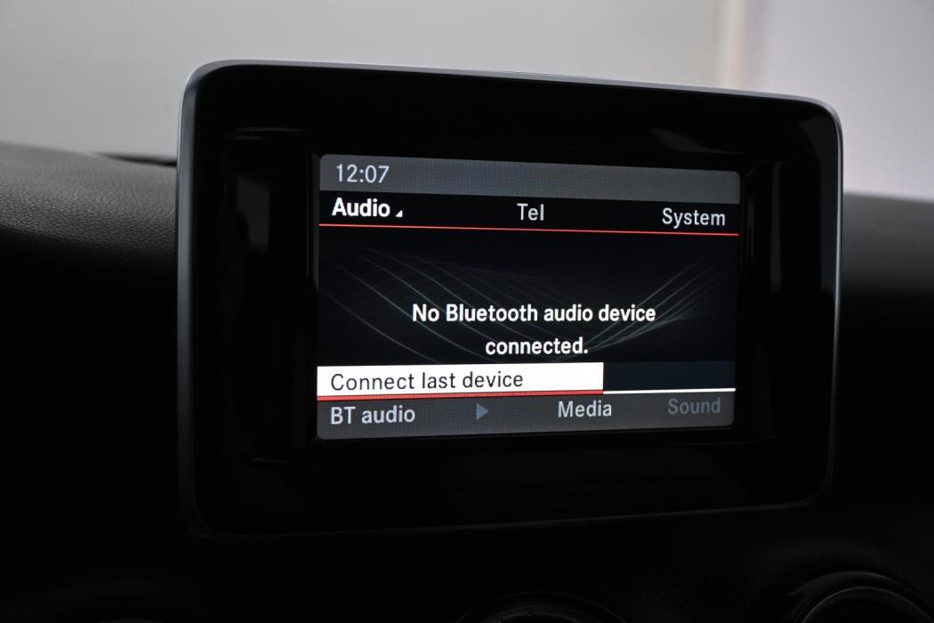 MERCEDES-BENZ A 2013